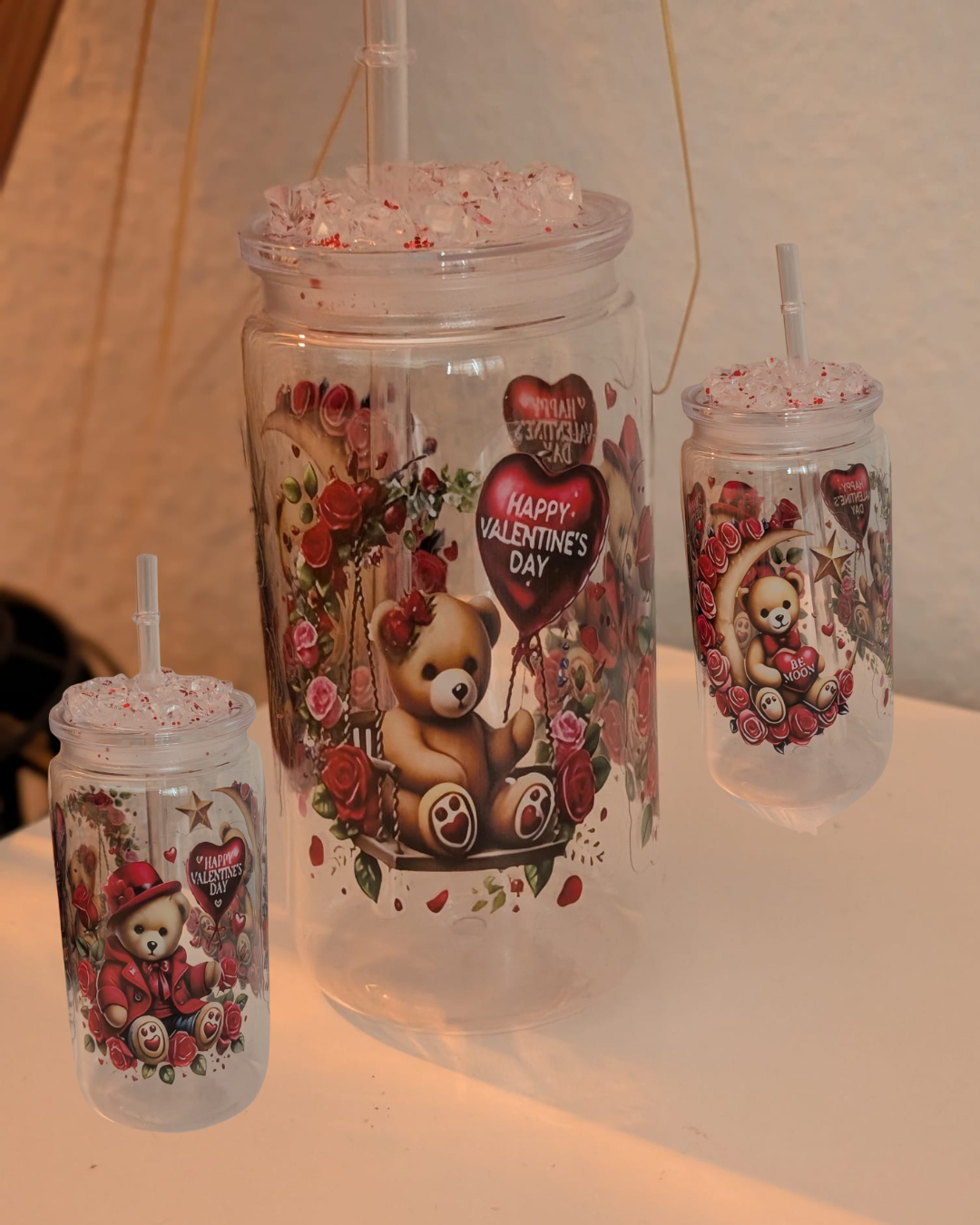 Valentinstumbler „Love Sips“ – Glas-/Kunststofftrinkflasche mit verschiedenen, niedlichen Motiven